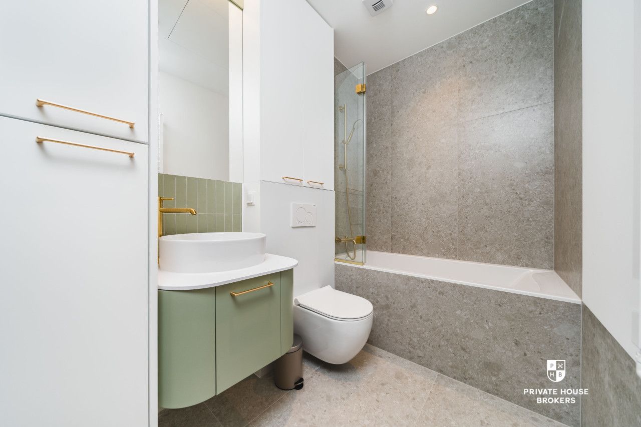 Stylish new  air-conditioned studio on the top floor – bright, atmospheric, functional! High Standard | Old Town - Квартира - Оренда - Kraków, Śródmieście / Stare Miasto