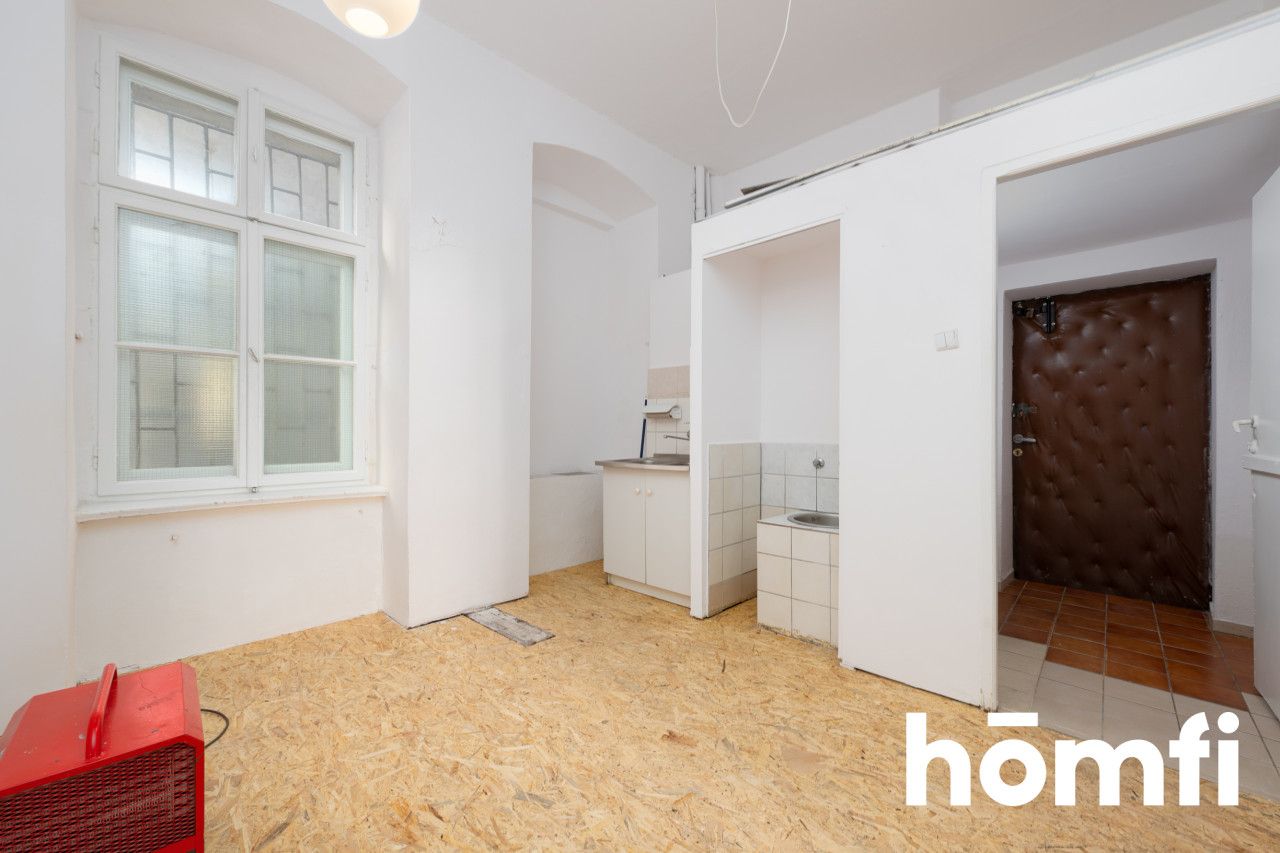 Lokal usługowy z witryną przy drodze głównej - Lokal użytkowy - Sprzedaż - Wrocław, Śródmieście