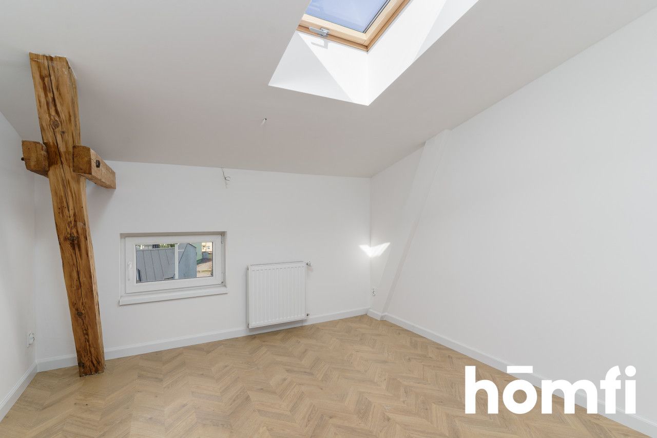 Wyjątkowe mieszkanie w odrestaurowanej kamienicy - Mieszkanie - Sprzedaż - Tczewski, Tczew