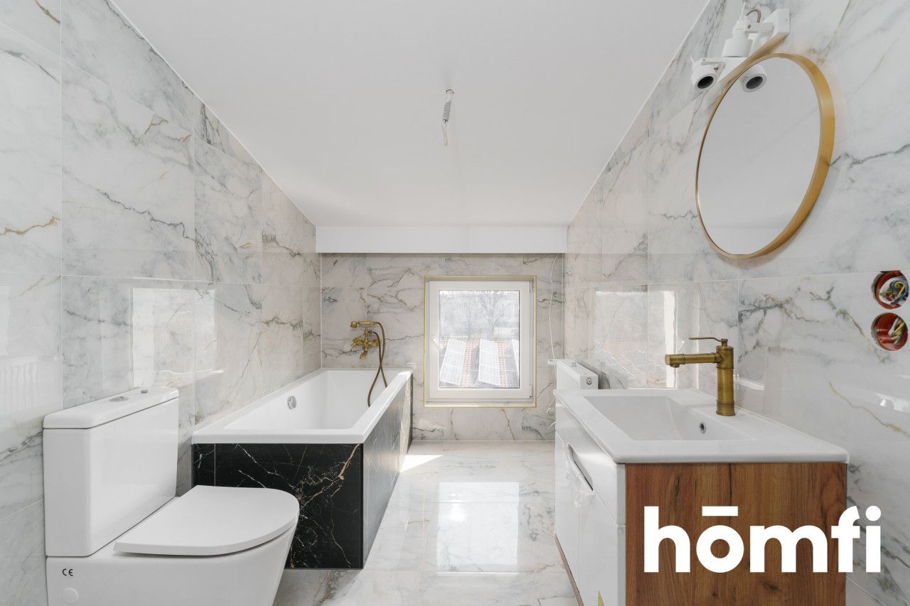 A unique apartment in a renovated tenement house - Квартира - Продаж - Tczewski, Tczew