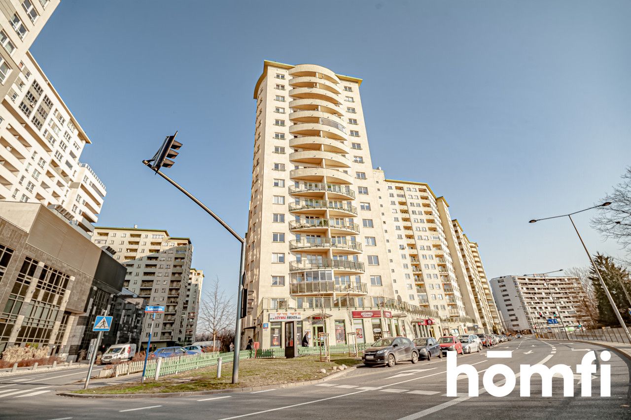 Spacious apartment in Mokotow Plaza II complex - ideal for families and investors - Apartment - Sale - Warszawa, Mokotów