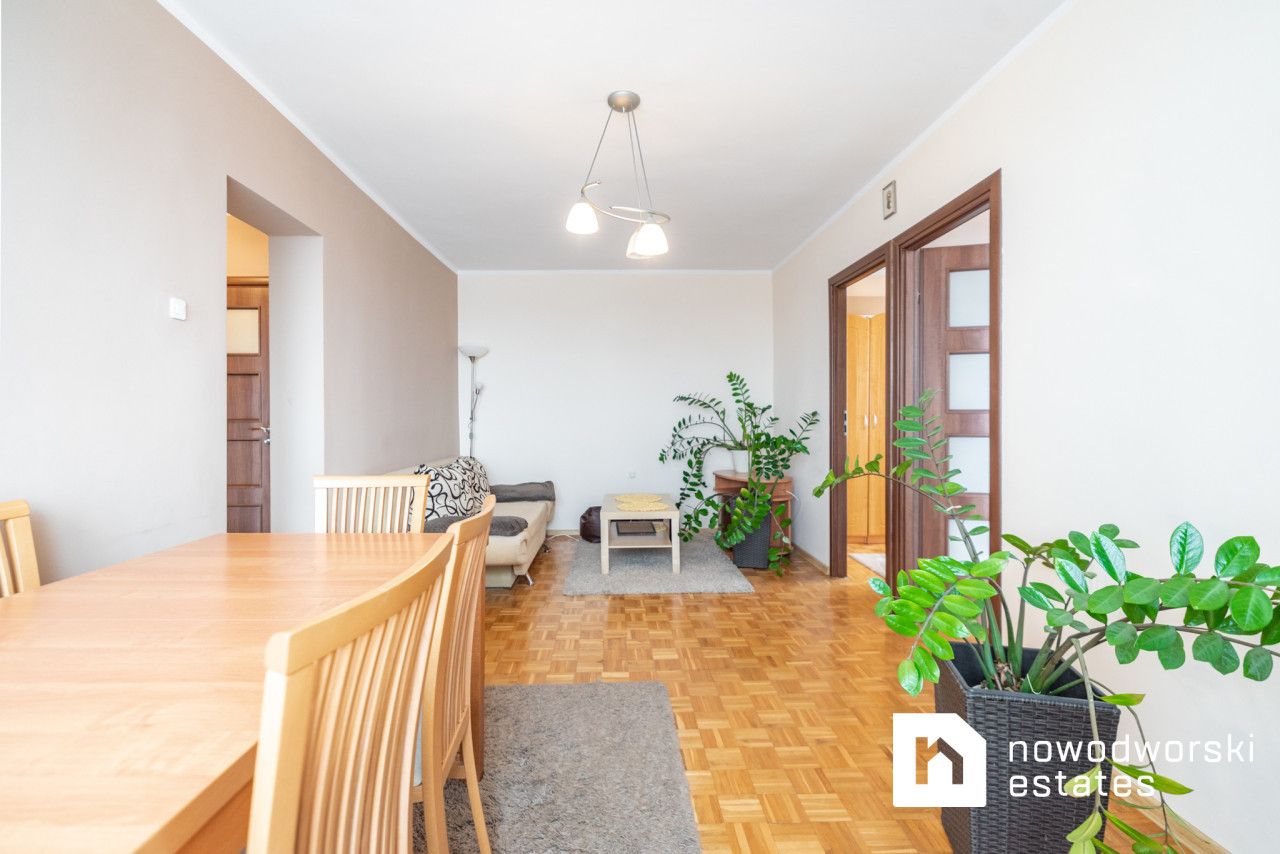 Z pięknym widokiem - mieszkanie, 3 pokoje, 45m^2, w centrum Radomia - Mieszkanie - Wynajem - Radom, Śródmieście