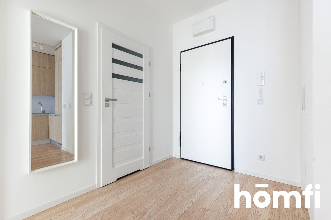 Nice and elegant apartment on the top of living part of Warsaw city center with parking space - Apartment - Rent - Warszawa, Wola / Mirów