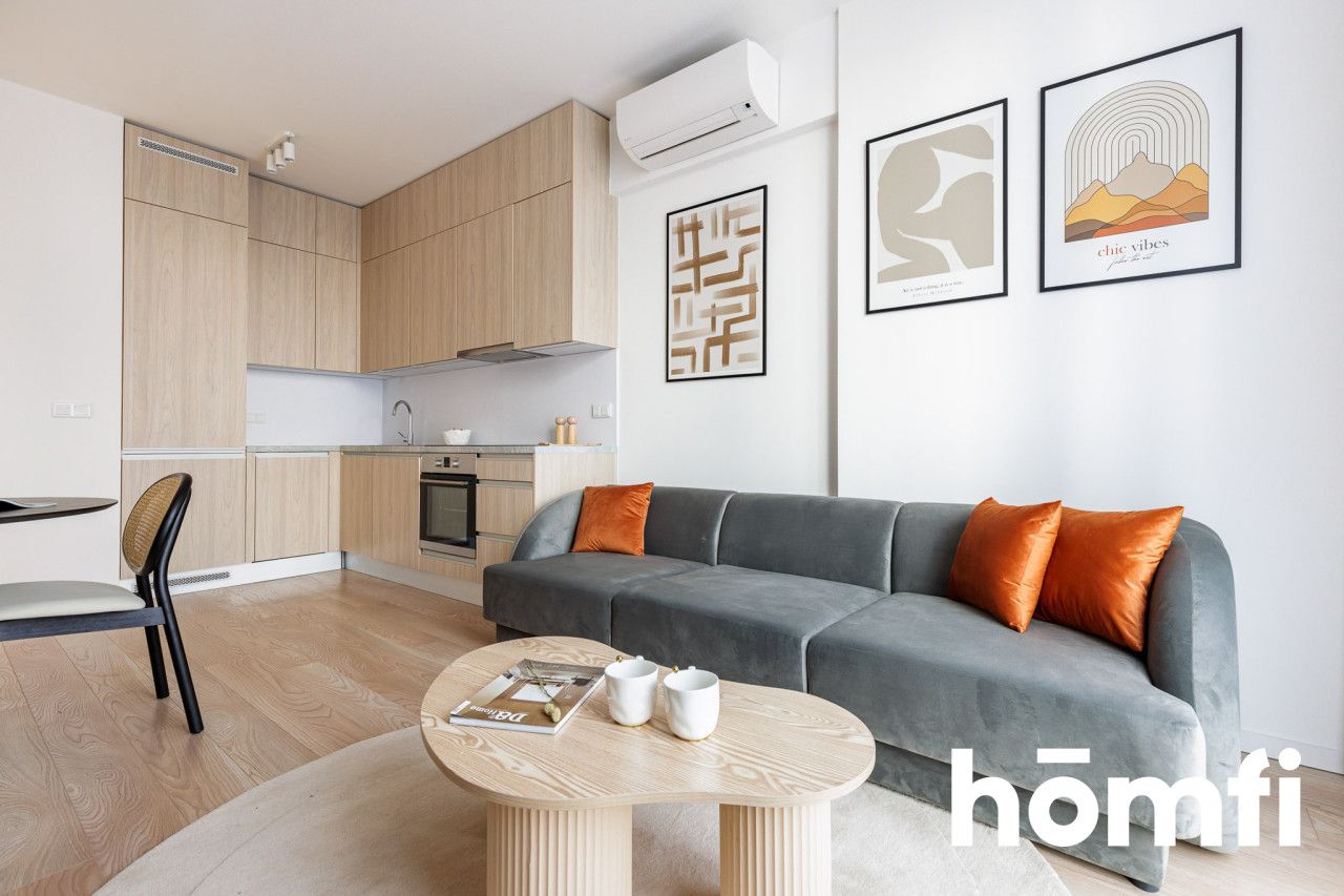 Nice and elegant apartment on the top of living part of Warsaw city center with parking space - Apartment - Rent - Warszawa, Wola / Mirów