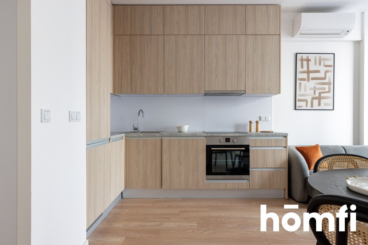 Nice and elegant apartment on the top of living part of Warsaw city center with parking space - Apartment - Rent - Warszawa, Wola / Mirów