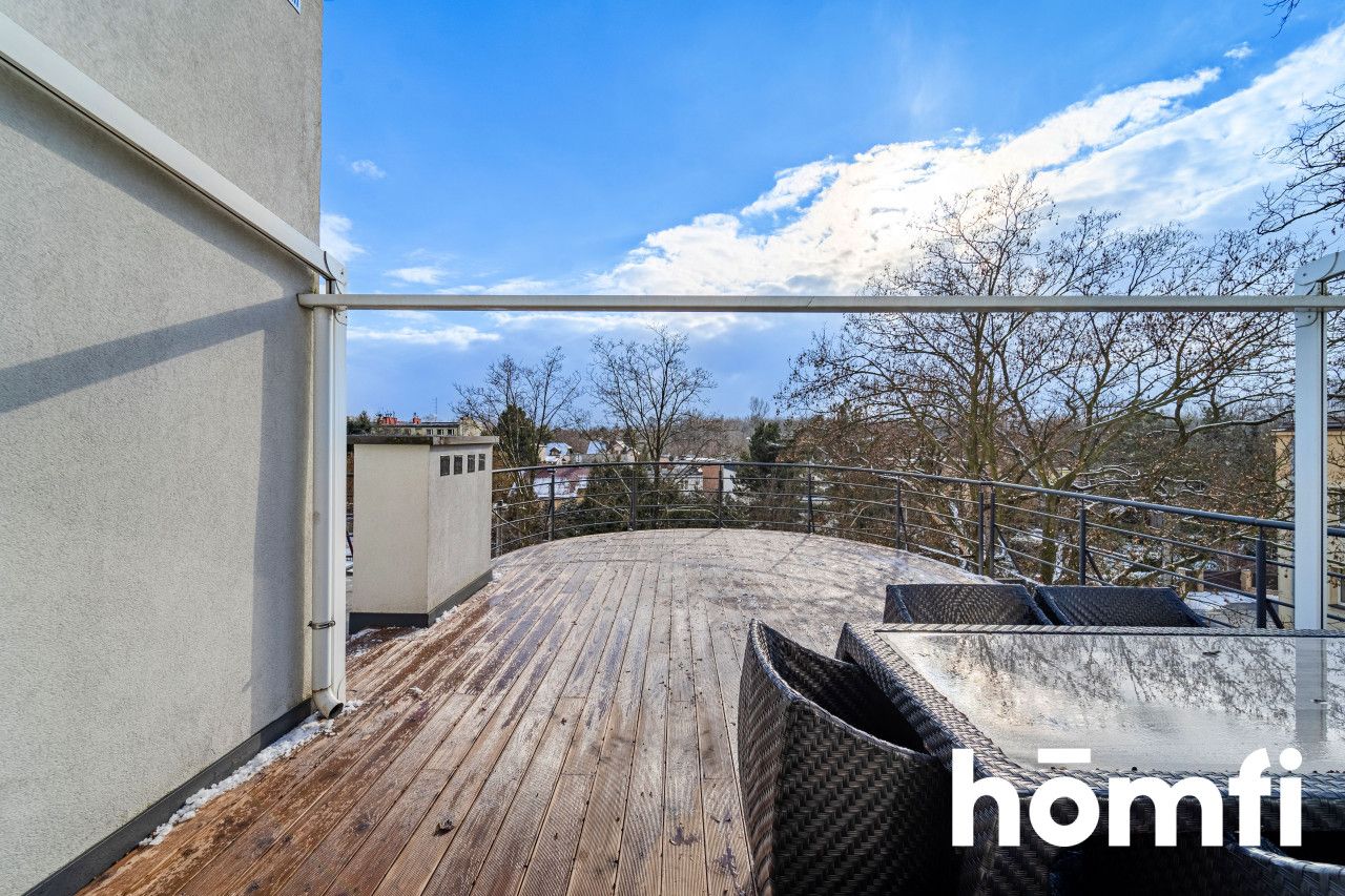 Villa Perfect for Office or Residence, Śląska Street - Дім - Продаж - Katowice, Ligota