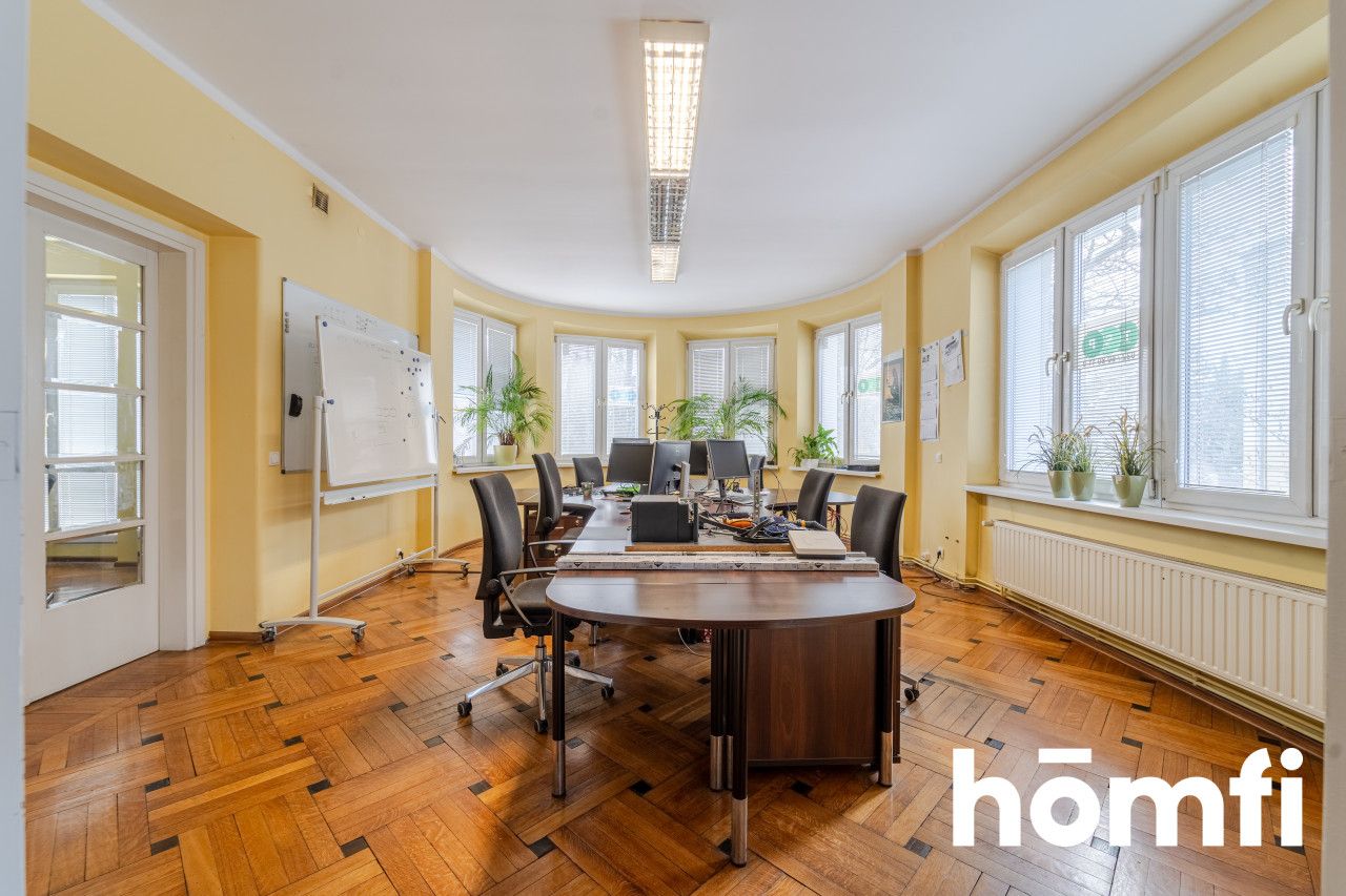 Villa Perfect for Office or Residence, Śląska Street - Дім - Продаж - Katowice, Ligota