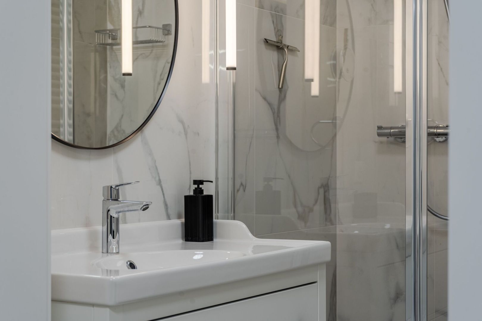 APARTAMENT W ŚRÓDMIEŚCIU KATOWIC - Mieszkanie - Wynajem - Katowice, Śródmieście