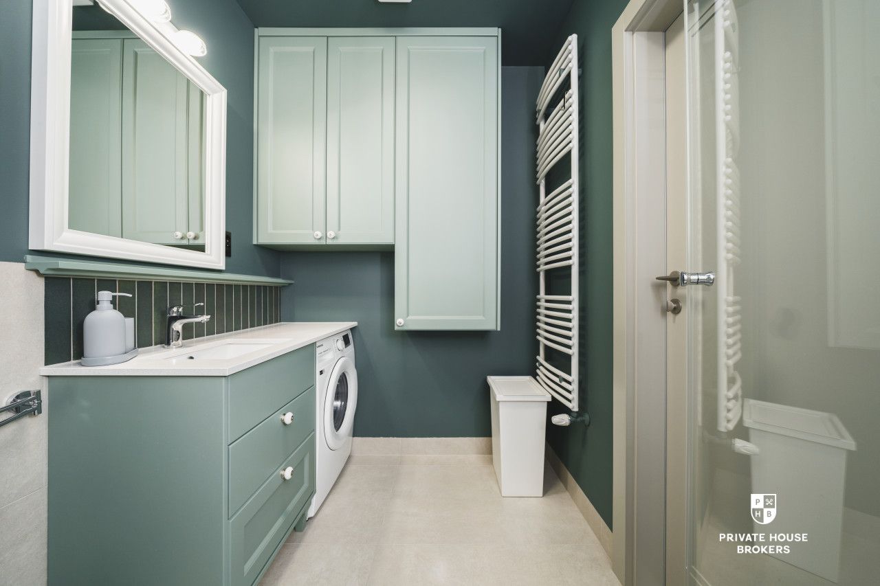 Unique Top-Floor Apartment in a Renovated Tenement House on Kolberga 16 street| Old Town| Air Conditioning - Apartment - Rent - Kraków, Śródmieście / Stare Miasto