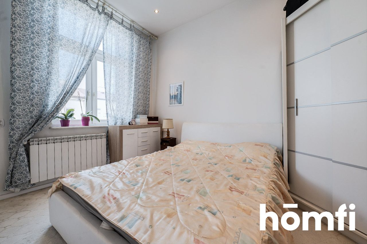 Kameralne mieszkanie w kamienicy w kulturalnym centrum Radomia - Mieszkanie - Sprzedaż - Radom, Śródmieście