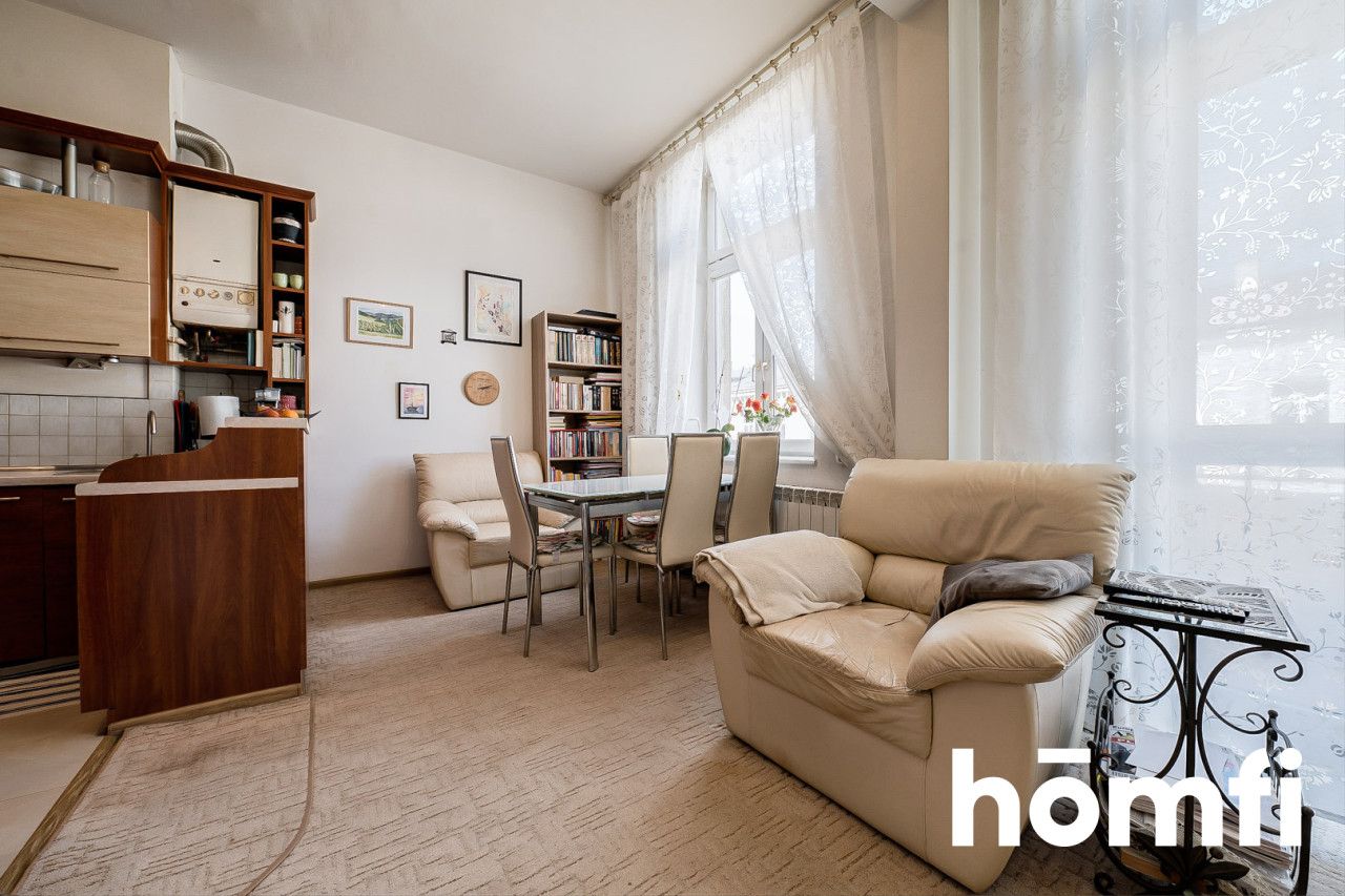 Kameralne mieszkanie w kamienicy w kulturalnym centrum Radomia - Mieszkanie - Sprzedaż - Radom, Śródmieście