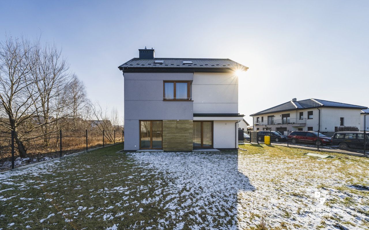 First rental | New and modern semi-detached house with an area of 150 m² | 4-are plot - House - Rent - Kraków, Podgórze / Kobierzyn