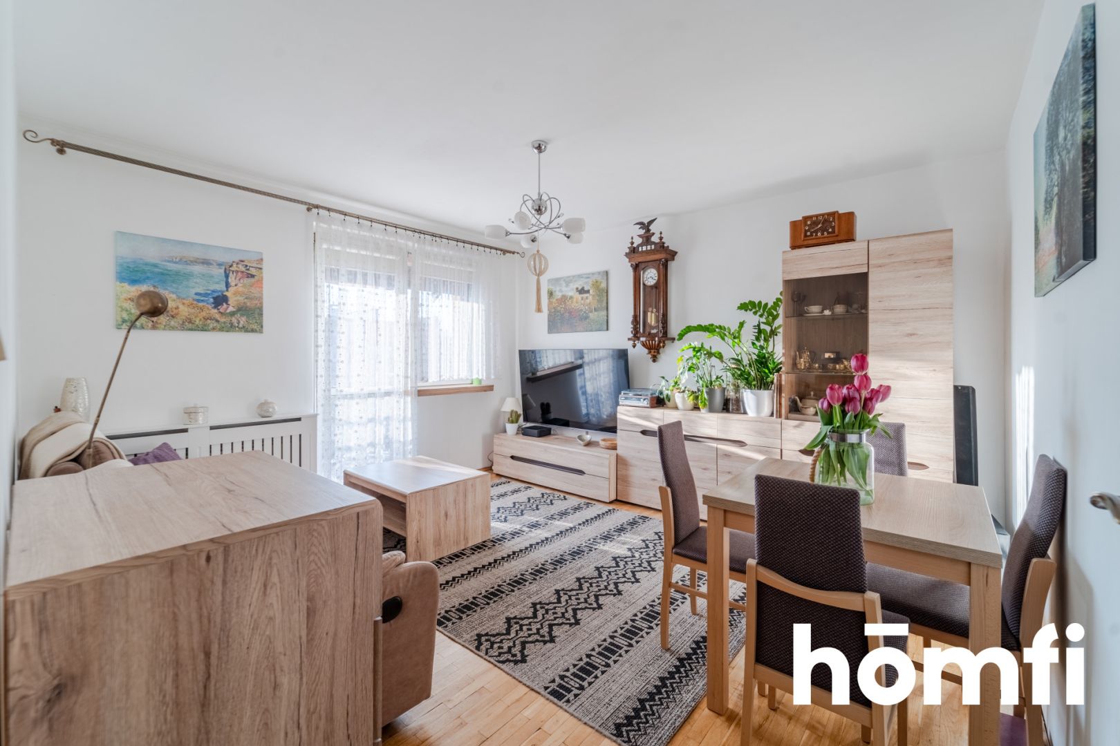 Sunny 3-Bed Flat with Walk-In Closet & Balcony – Giszowiec - Apartment - Sale - Katowice, Giszowiec