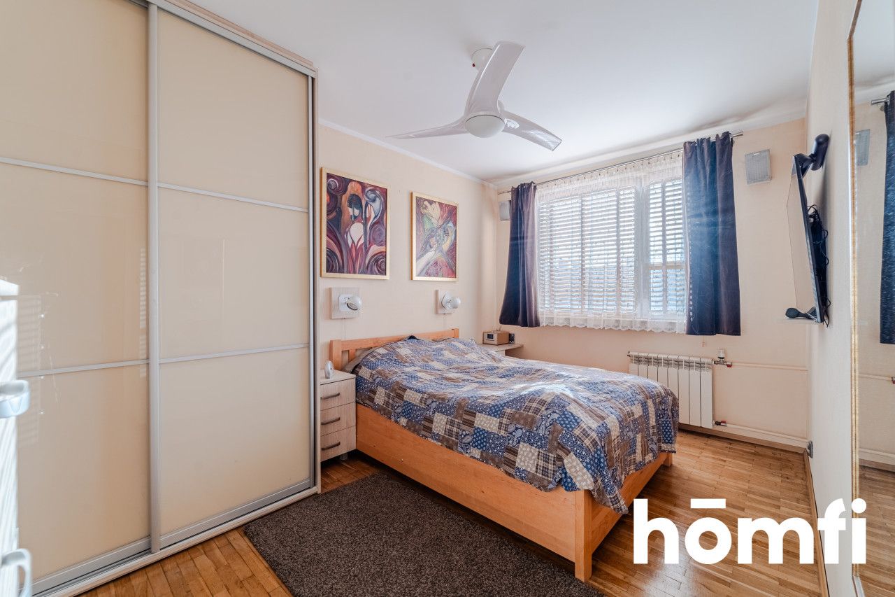 Sunny 3-Bed Flat with Walk-In Closet & Balcony – Giszowiec - Apartment - Sale - Katowice, Giszowiec