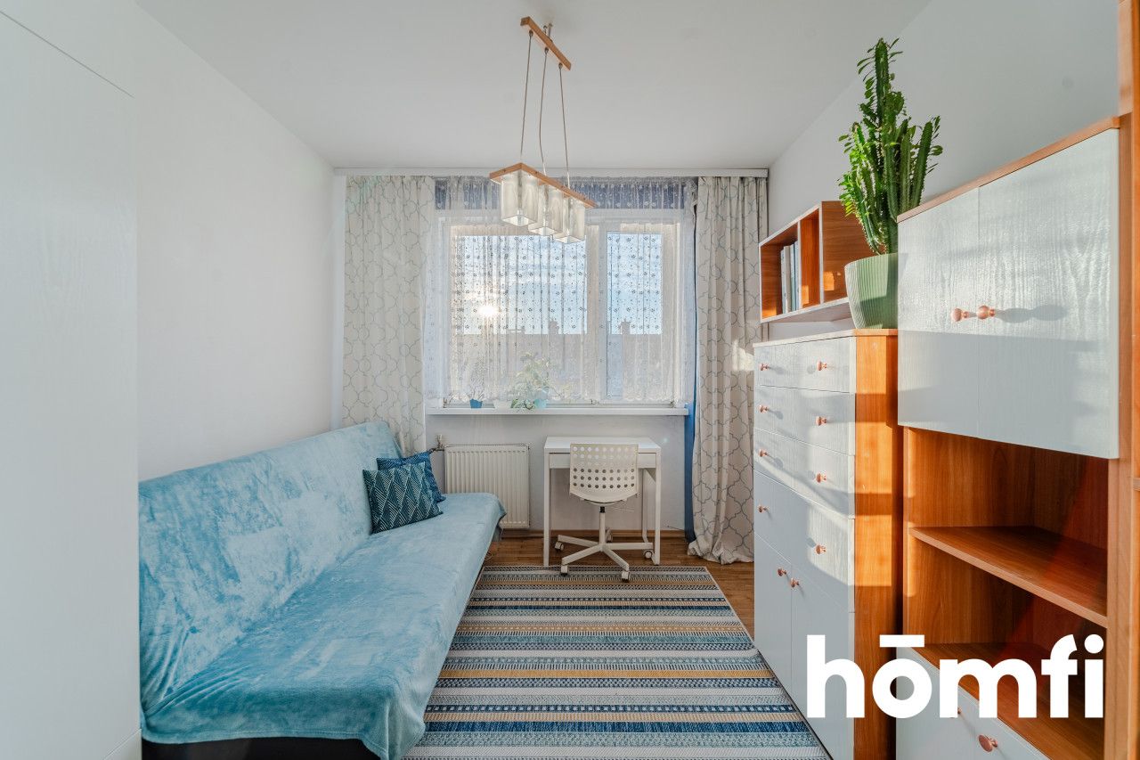 Sunny 3-Bed Flat with Walk-In Closet & Balcony – Giszowiec - Apartment - Sale - Katowice, Giszowiec