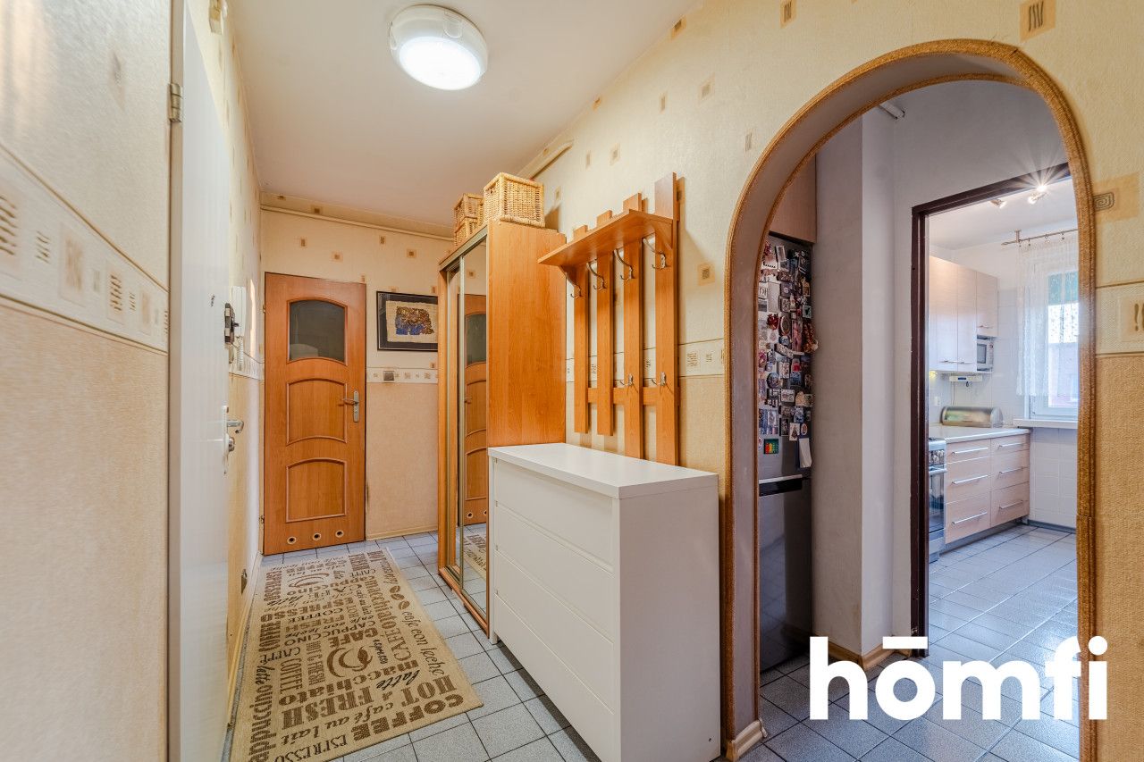 Sunny 3-Bed Flat with Walk-In Closet & Balcony – Giszowiec - Apartment - Sale - Katowice, Giszowiec