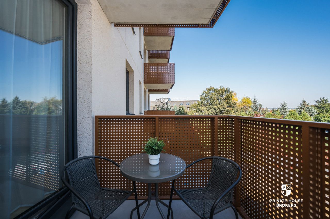 A spacious, two-room apartment at Wizjonerów Street - Apartment - Rent - Kraków, Krowodrza / Bronowice