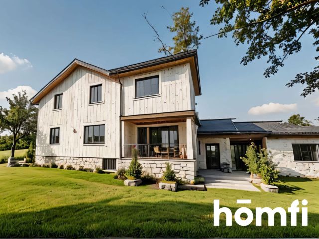 Original estate with historical soul, farm buildings and good looking plot - Дім - Продаж - Radomski, Kowala / Młodocin Mniejszy