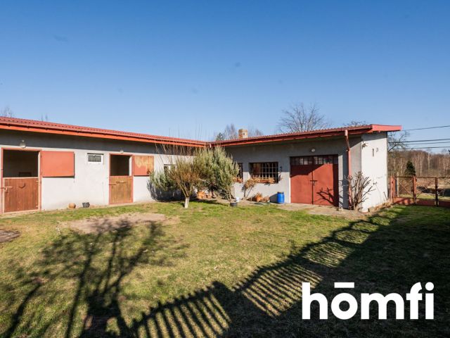 Original estate with historical soul, farm buildings and good looking plot - Дім - Продаж - Radomski, Kowala / Młodocin Mniejszy