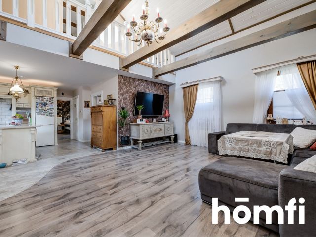 A classic manor house in a forest area with an atmospheric mezzanine - Дім - Продаж - Radom, Wincentów