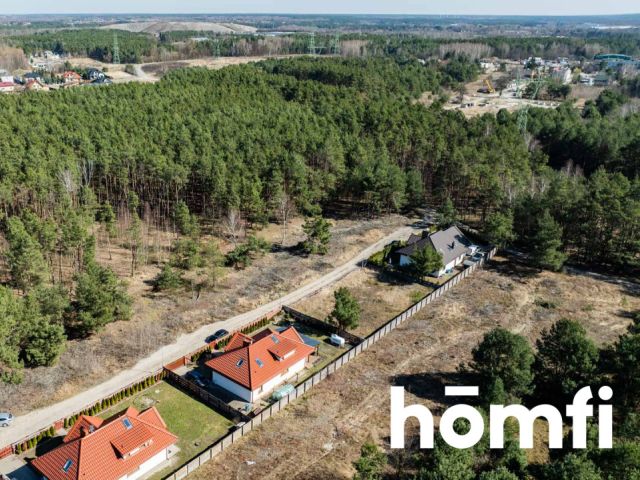 A classic manor house in a forest area with an atmospheric mezzanine - Дім - Продаж - Radom, Wincentów