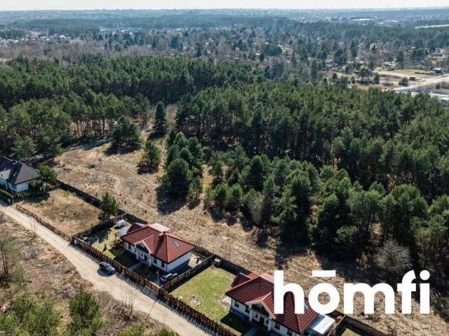 A classic manor house in a forest area with an atmospheric mezzanine - Дім - Продаж - Radom, Wincentów