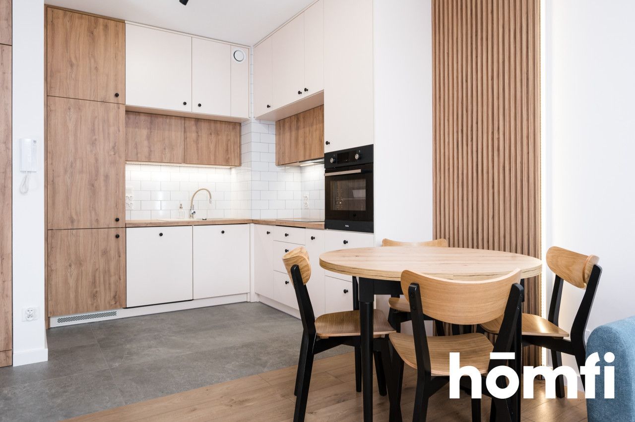 BRIGHT APARTMENT 2 ROOMS 41 M2 AIR CONDITIONING BALCONY WODNA STREET 34 - Apartment - Rent - Kraków, Podgórze / Płaszów