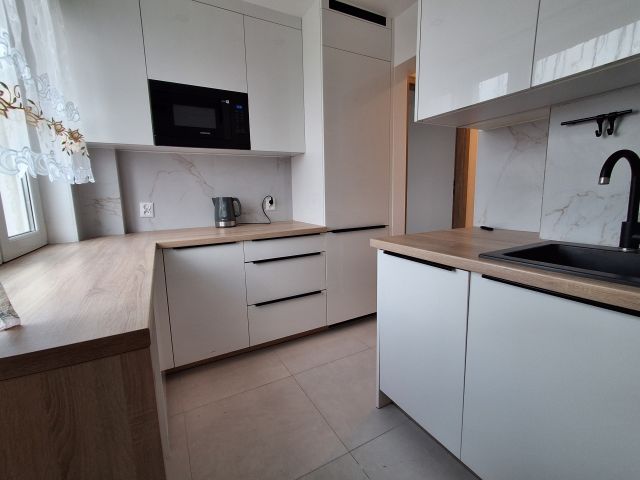 3 POKOJE NA OSIEDLU XV-LECIE - Mieszkanie - Sprzedaż - Radom, Os. XV-lecia