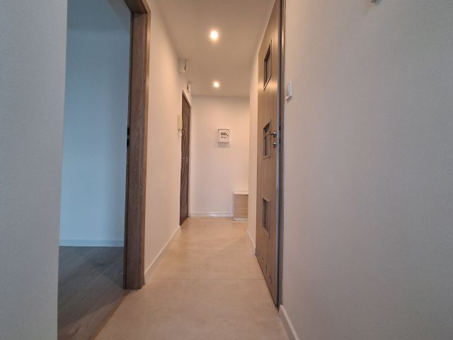 3 POKOJE NA OSIEDLU XV-LECIE - Mieszkanie - Sprzedaż - Radom, Os. XV-lecia