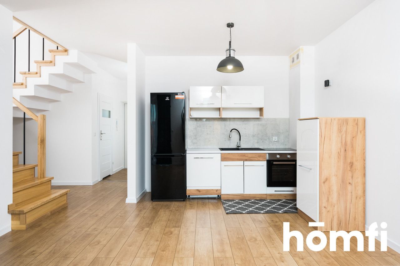 Wykończony dom szeregowy z ogródkiem w Krakowie z pięcioma sypialniami oraz dwoma miejscami postojowymi - Dom - Sprzedaż - Kraków, Podgórze / Opatkowice