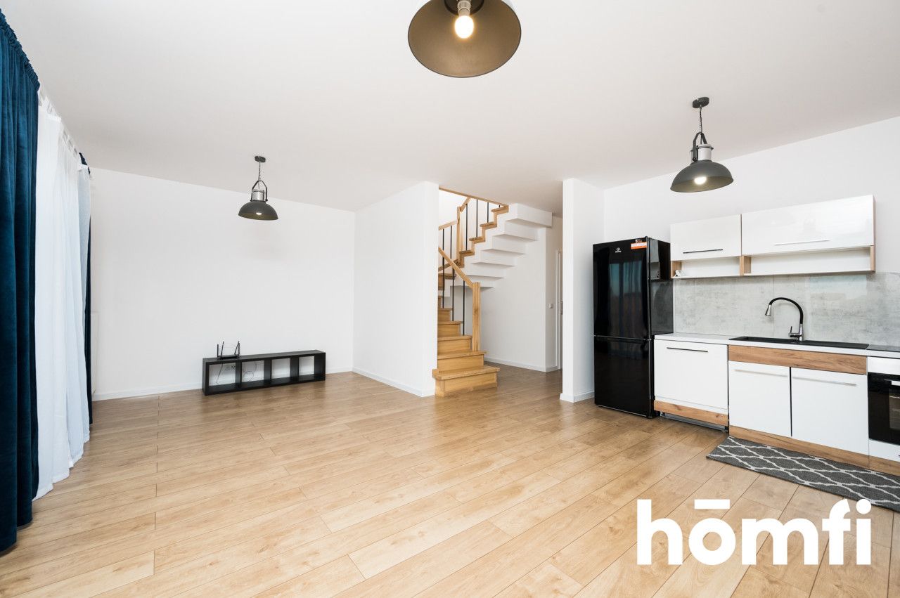 Wykończony dom szeregowy z ogródkiem w Krakowie z pięcioma sypialniami oraz dwoma miejscami postojowymi - Dom - Sprzedaż - Kraków, Podgórze / Opatkowice