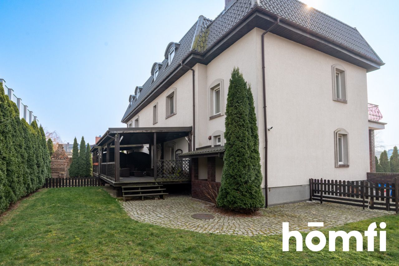 Perfect investment - a unique house in the heart of Plewiska - Дім - Продаж - Poznański, Komorniki / Plewiska