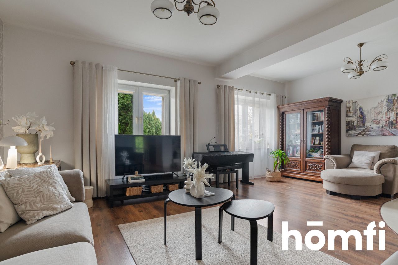 Perfect investment - a unique house in the heart of Plewiska - Дім - Продаж - Poznański, Komorniki / Plewiska