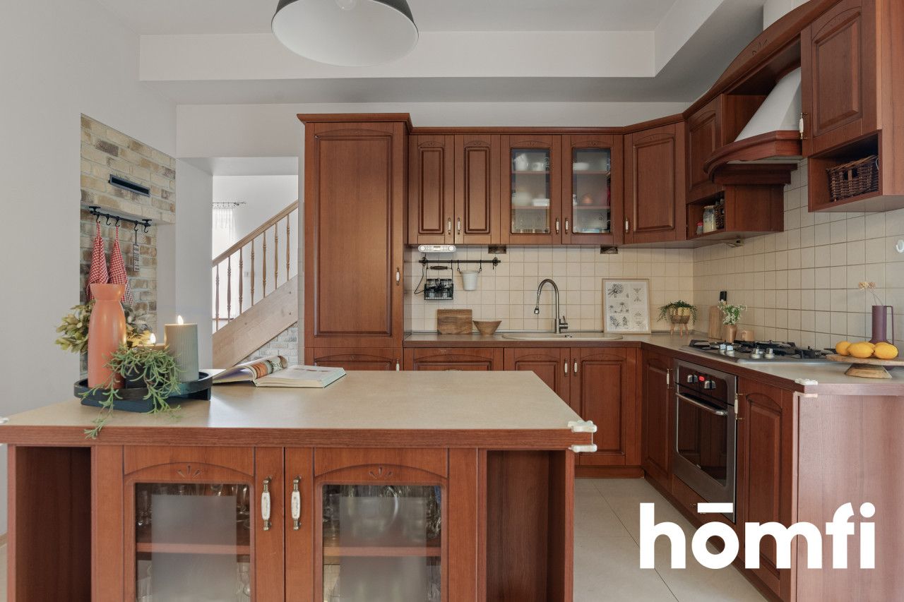 Perfect investment - a unique house in the heart of Plewiska - Дім - Продаж - Poznański, Komorniki / Plewiska