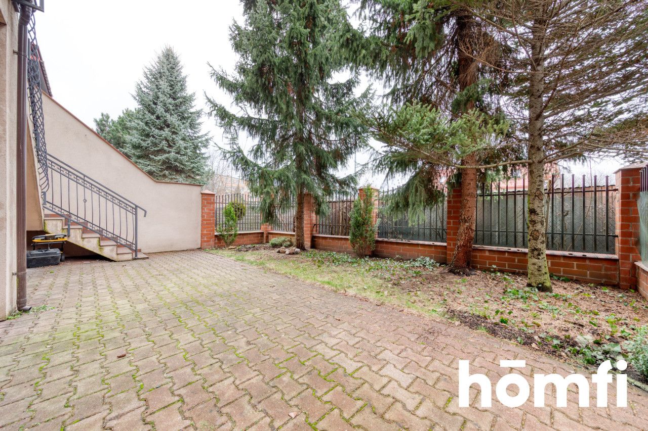 Spacious house in Zgierz with additional space for activities - House - Sale - Zgierski, Zgierz