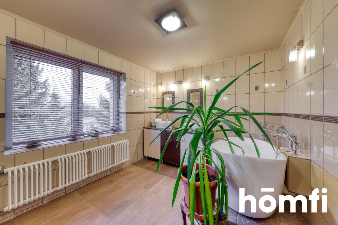 Spacious house in Zgierz with additional space for activities - House - Sale - Zgierski, Zgierz