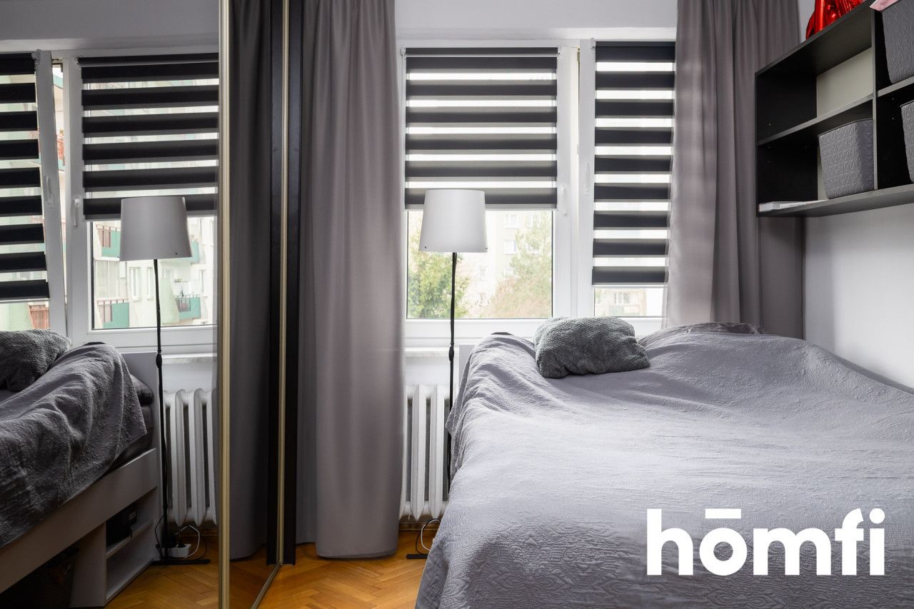 A three-room apartment with a separate kitchen and a balcony in need of renovation in a very good location - Apartment - Sale - Kraków, Nowa Huta