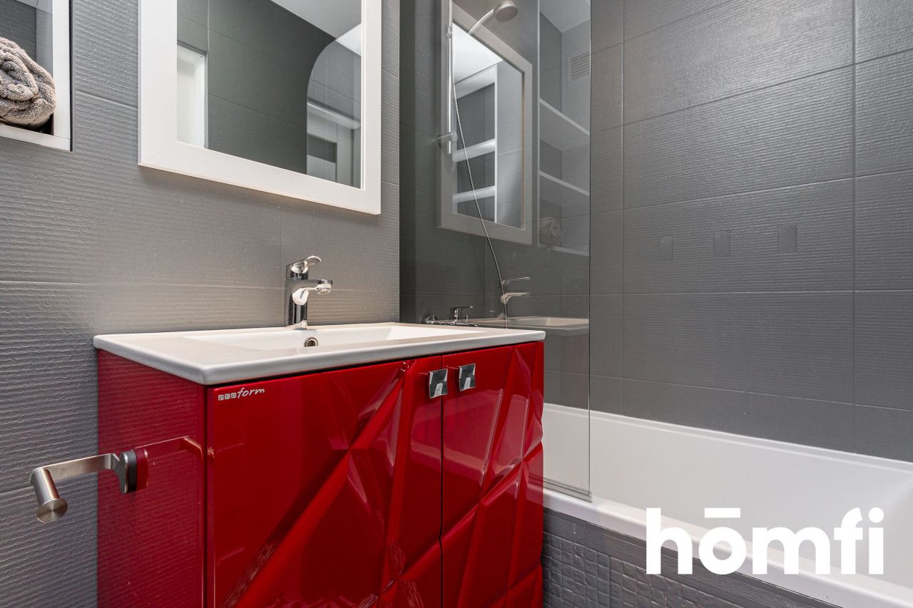 3 SEPARATE ROOMS NEAR THE CENTER AT AL. SOLIDARNOŚCI - Apartment - Rent - Warszawa, Wola