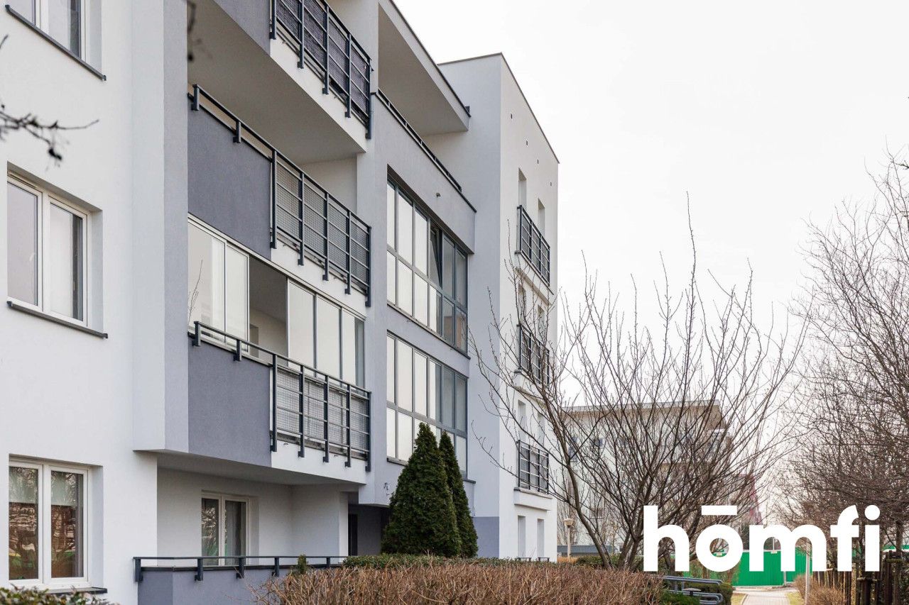 Dwa pokoje z oddzielną kuchnią garażem i komórką - Mieszkanie - Wynajem - Warszawa, Bemowo