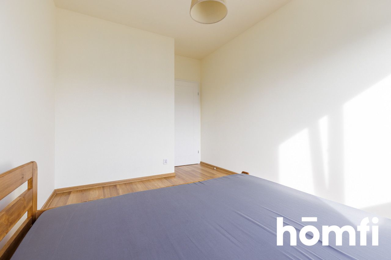 Dwa pokoje z oddzielną kuchnią garażem i komórką - Mieszkanie - Wynajem - Warszawa, Bemowo