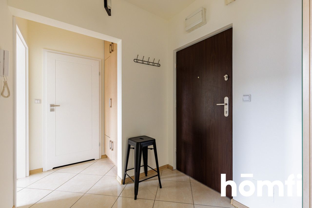 Dwa pokoje z oddzielną kuchnią garażem i komórką - Mieszkanie - Wynajem - Warszawa, Bemowo