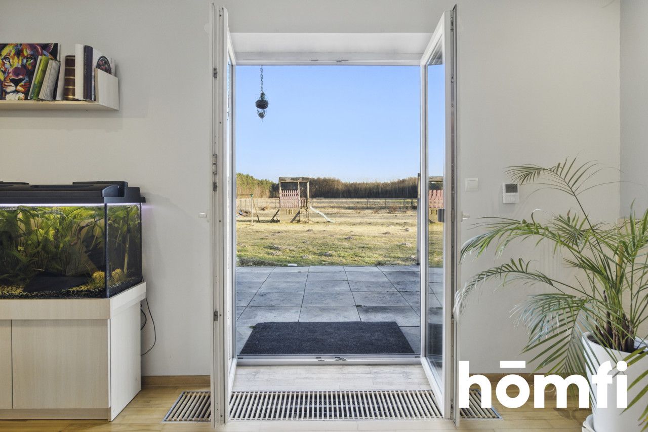 Dom blisko centrum na dużej działce - Dom - Sprzedaż - Włoszczowski, Włoszczowa