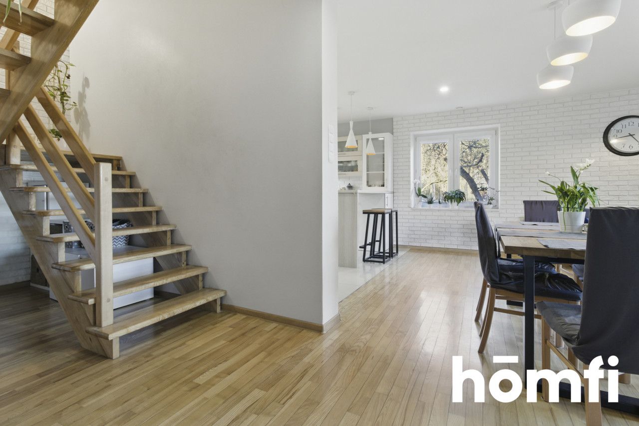 Dom blisko centrum na dużej działce - Dom - Sprzedaż - Włoszczowski, Włoszczowa