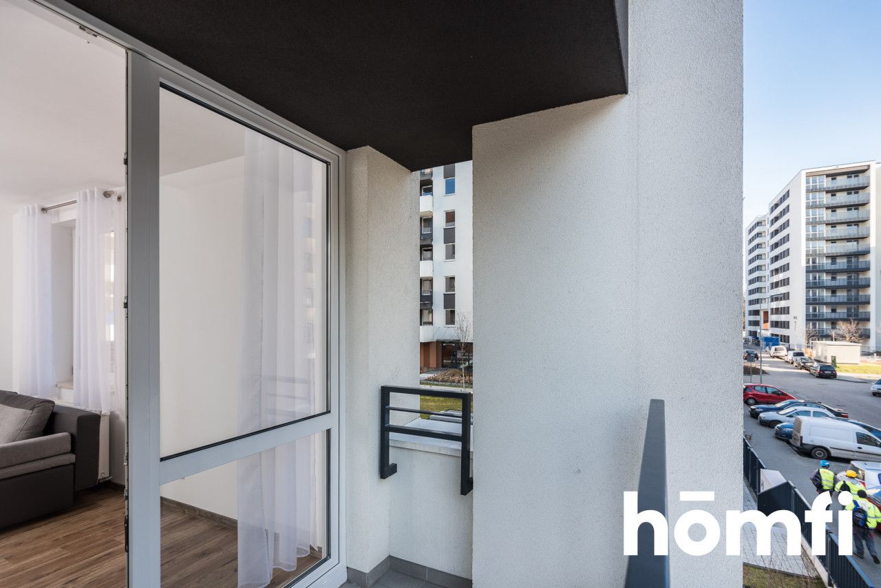 For rent: a spacious two-room apartment with a separate kitchen, located at Osiedle Avia - Apartment - Rent - Kraków, Nowa Huta / Czyżyny