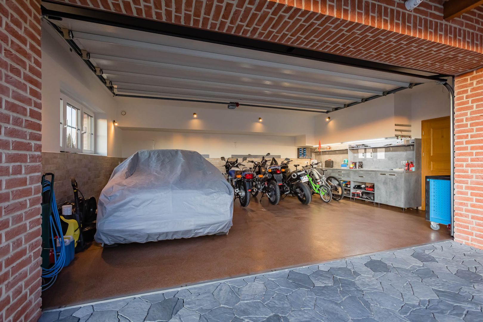 Nowoczesny dom jednorodzinny z terenem rolnym - Dom - Sprzedaż - Krapkowicki, Gogolin / Obrowiec