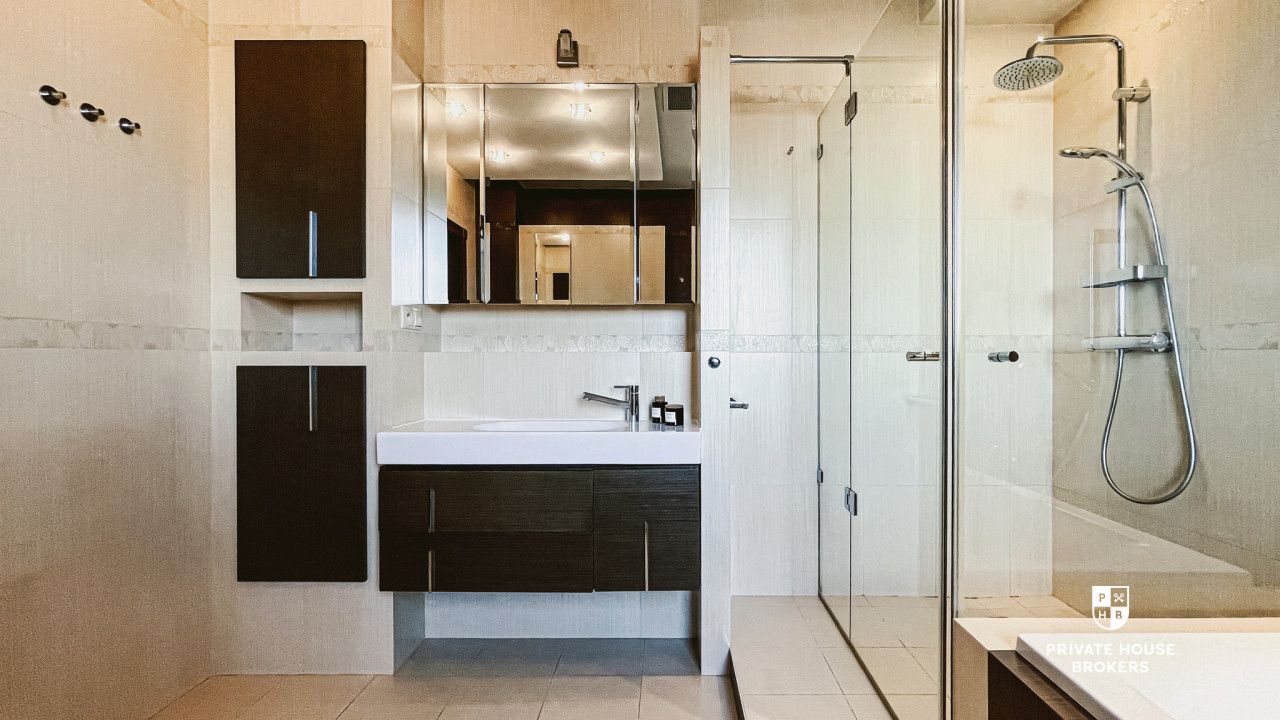 Luxurious penthouse with terrace next to Krupnicza street - Apartment - Sale - Kraków, Śródmieście