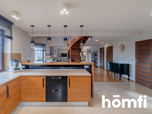 Luksusowa rezydencja nad jeziorem Drwęckim - Dom - Sprzedaż - Ostródzki, Ostróda / Wałdowo