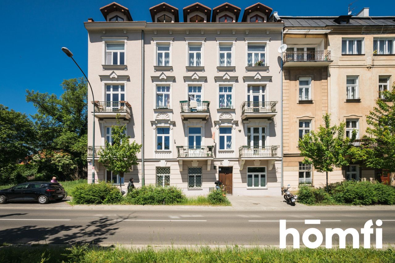 Kazimierz - two renovated rooms for a single / couple / investment in a representative tenement house - Apartment - Sale - Kraków, Śródmieście / Kazimierz