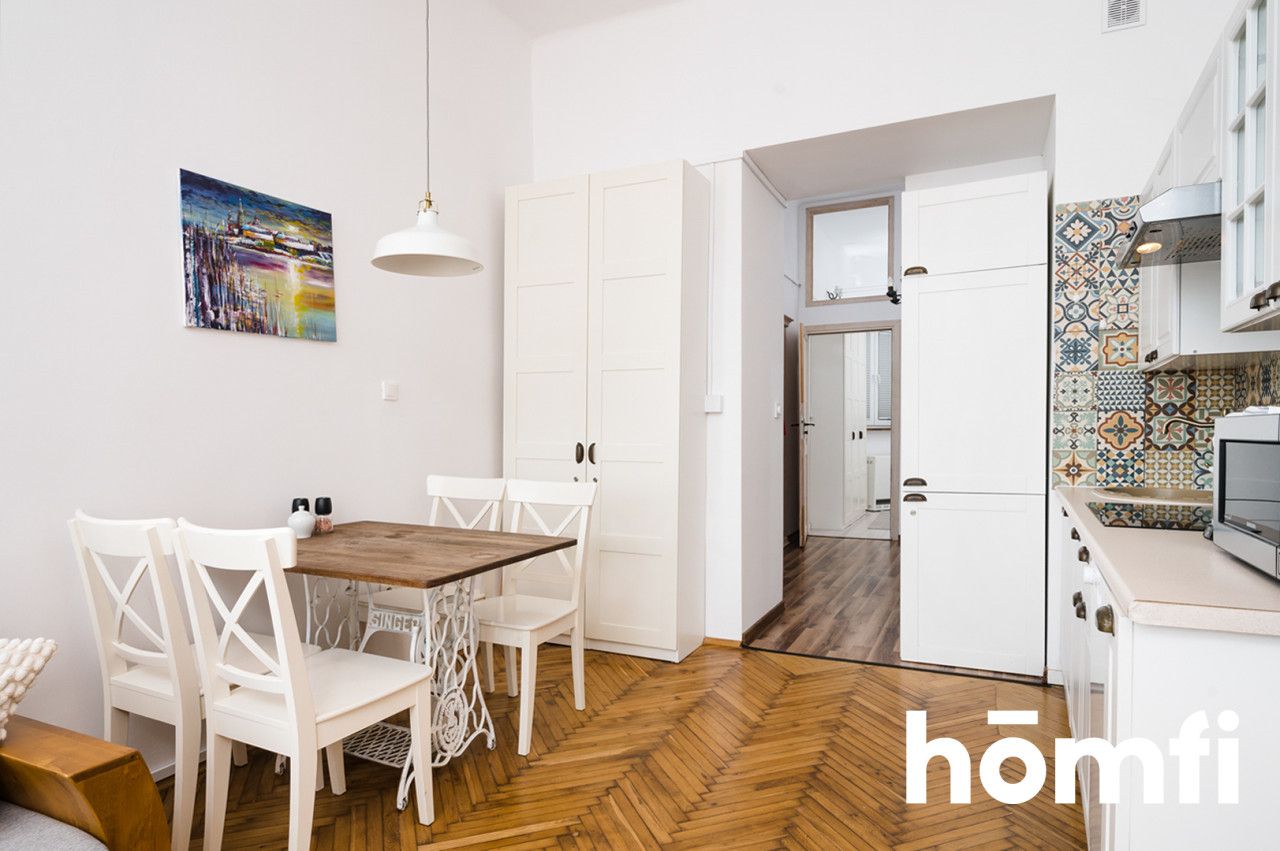 Kazimierz - two renovated rooms for a single / couple / investment in a representative tenement house - Apartment - Sale - Kraków, Śródmieście / Kazimierz