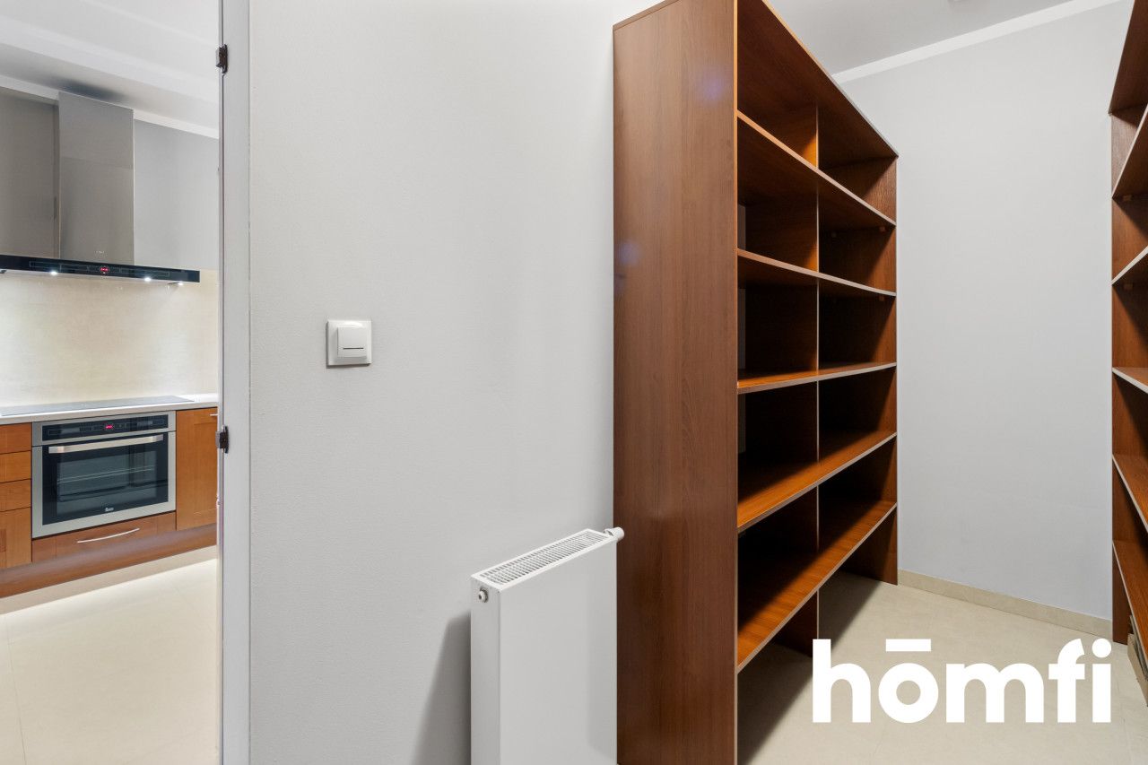 Dom klasy premium na dużej zadbanej działce w dobrej lokalizacji Radomia - Dom - Sprzedaż - Radom, Wólka Klwatecka